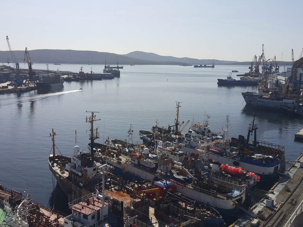 Рыболовн суда.jpg